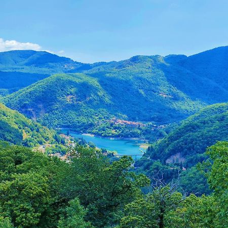Vagli di Sotto Hotel Palazzo Del Doma - Lake Vagli מראה חיצוני תמונה