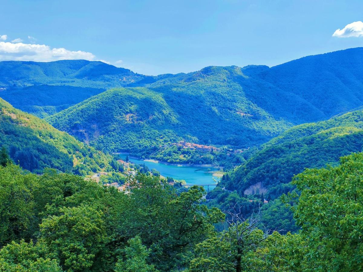 Vagli di Sotto Hotel Palazzo Del Doma - Lake Vagli מראה חיצוני תמונה